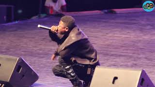 Prestation Mc One au Concert de kaaris à Abidjan