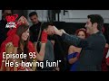 Murat raided the henna night! | Pyaar Lafzon Mein Kahan Episode 93
