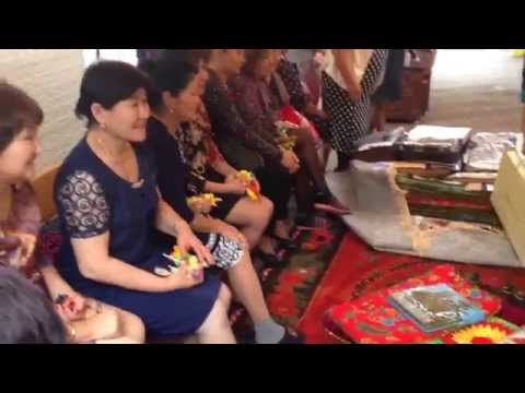 Короткие тосты - Гости в доме - 1000 способов Как сделать подарок маме, бабушке и сестре своими
