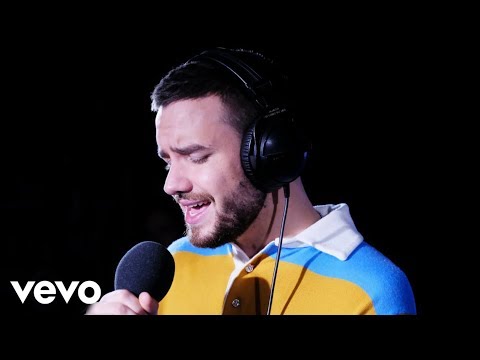 Download Liam Payne - The Middle (Zedd cover) in the Live Lounge free