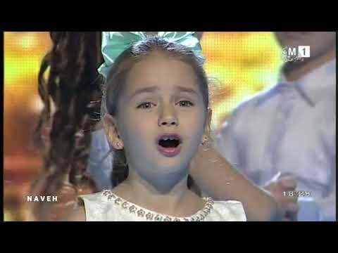 Amelia Uzun & Ana Cernicova - Mama - VidoEmo - Emotional Video Unity