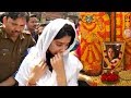 Jhanvi Kapoor CRY!NG At Mother SRIDEVI's 1st D.Annicersary Pooja in Kashi