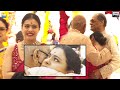 Kajol breaks down at Durga Puja pandal after meeting her relatives | Watch Video | Navratri