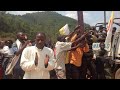 Waza Omumikono ya Mukama akakubumbatira - Runyankore Catholic Hymn by Rv. Fr. Kasapuri (KEY F#)