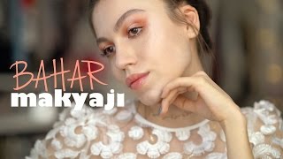 Şeftali Tonlu Islak Bahar Makyajı