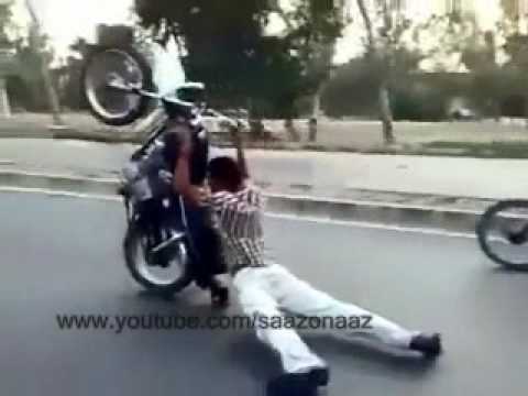 crazy motorbike stunt drifting ..must watch
