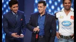 Celebrity Cricket League 2013: Salman khan unveils Mumbai Heroes