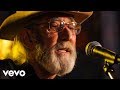 Don Williams - Sing Me Back Home (Official Video)
