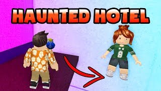 Meeting a GHOST in a HAUNTED HOTEL in Roblox