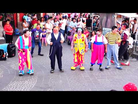 Download Payasos Chikitines El baile del Pollito y el Perro llegoooo!!! free
