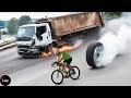 40 Incredible Moments of Truck Driving Caught on Camera !