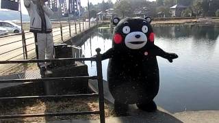 2012.01.07　浮島神社　七草がゆ祭り　ユスリカに突撃し池に×××　くまモン