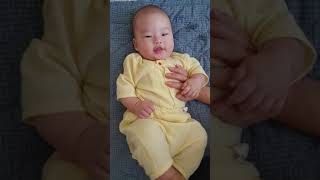 생후 154일 아기_자고 일어나서 혼자 놀길래 가서 만세~~!#shorts #babyboy #koreanbaby #ребенок #корейскийребенок #귀여운아기