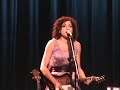 carrie rodriguez performs