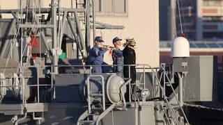 掃海艇「ひらしま」自衛艦旗掲揚