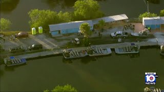 16 people hospitalized after airboat crash in Collier County