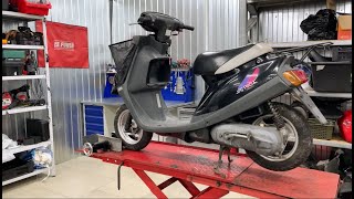 Old Japan scooter restoration Yamaha JOG 1992