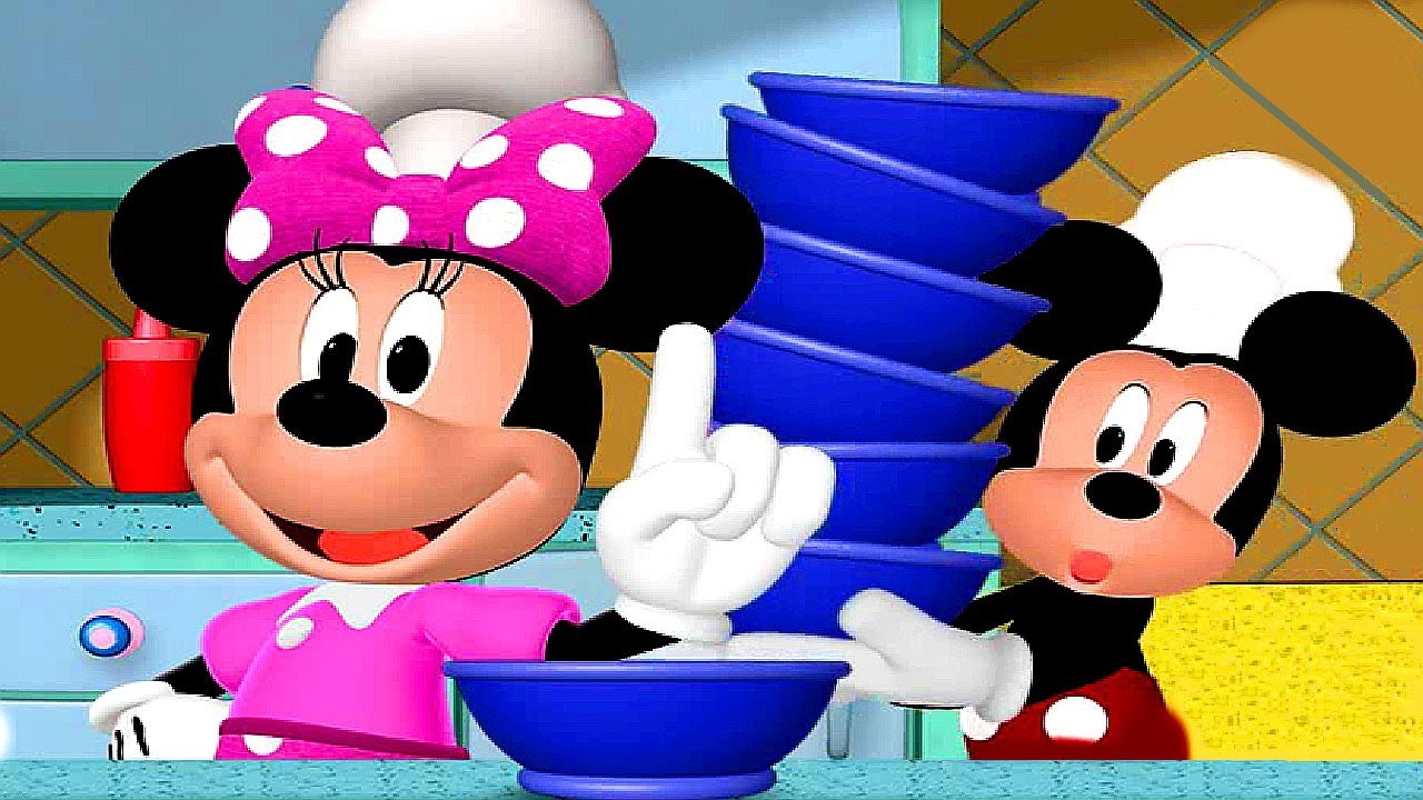 Mickey And Minnie's Universe Game