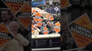 Rishi Sunak photobombed by Lib Dem boat whilst campaigning in Oxfordshire