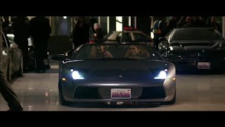 Bruce Wayne Chegando de Lamborghini no Hotel (Batman Begins)