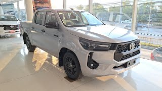 หล่อแบบZจัดไปไม่ผิดหวัง!! พาชม 2024 Toyota Hilux Revo D Z-Edition D-Cab 4x2 2.4 Mid MT สีเงิน 8.22ส.