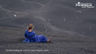 Sandboarding en volcán Cerro Negro, León