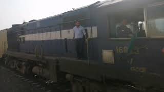 Bhavnagar sabarmati intercity xing with gandhigram-botad passanger