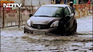 Chennai Flooded Due To Heavy Rain, More Showers Predicted for Monday
