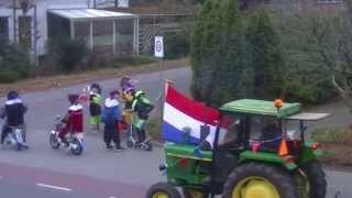 Sinterklaas in Den Ham op weg naar de basisscholen   5 dec,