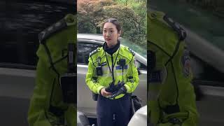 兔子警官讲话真的太有意思了呀哈哈#兔子警官 #警察 #李语蔚 #police