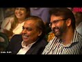 nita ambani ने दिया mukesh ambani को flying kiss शर्मा गए दामाद anand piramal nita kisses mukesh