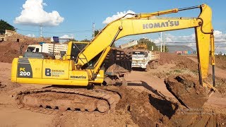 ตักคำใหญ่ๆจัดเต็มอุ้มบุ้งกี๋ งานดินเปียกกับพี่โค KOMATSU PC200-8 M0 จัดเต็มงานดินครับ