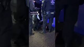 German police violently arrest pro-Palestine protestors in Berlin