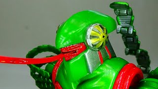 [バイオグリーザ 仮面ライダー龍騎]おもちゃ紹介　第96回　装着変身シリーズEX　ミラーモンスターシリーズ03 バイオグリーザ