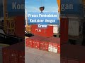 Proses Pemindahan Kontainer dengan Crane di Pelabuhan Patimban