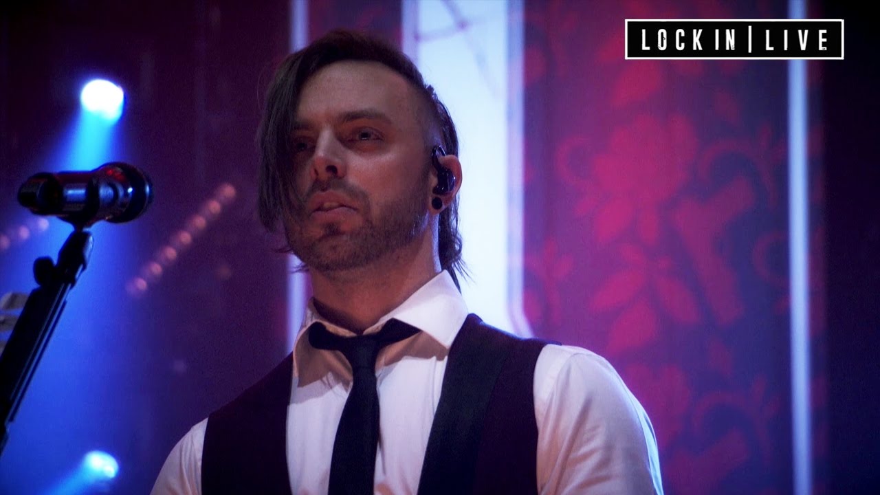 Bullet For My Valentine - Her Voice Resides (Live At Brixton: Chapter Two)