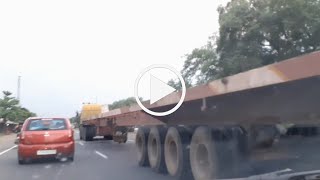 How long the truck. Never seen this. எவ்வளவு நீளமான டிரக் பாருங்க அசந்து போவீங்க