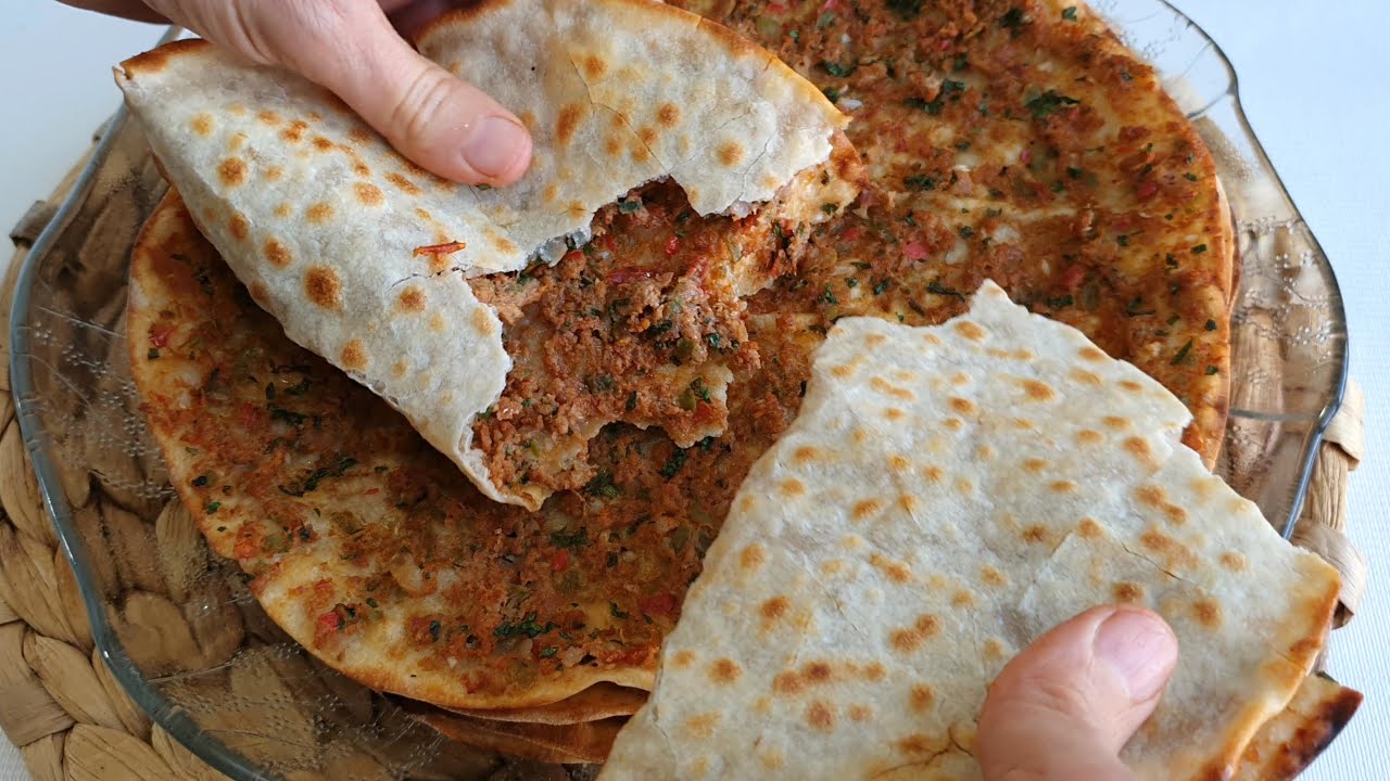 Amazing Pizza (Lahmacun) Recipe! The Best Of Turkish Food - YouTube