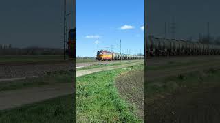 Egy 1,5 millió liter folyadékot szállítani képes tehervonat 🛢️#vonat #train #shortsvideo #tehervonat