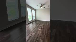 Studio w/Balcony