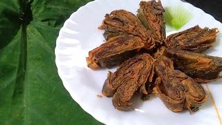 Colcascia, Besan Flour Pathrode 😋(ಕೆಸುವಿನ ಎಲೆ ಮತ್ತು ಕಡ್ಲೆ ಹಿಟ್ಟಿನ ಪತ್ರೊಡೆ)