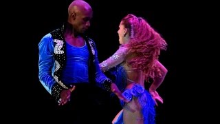 Salsa dancers perform at world festival in Colombia