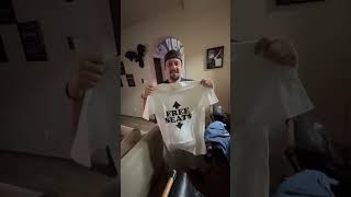 Reaction to the merch from kewon vines and Danny Duncan