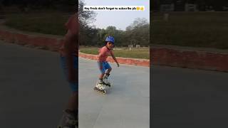 Hannan style or speed se skating kar re#youtube#skating#viral#style#speed#trending#shorts#videos🤩♥️