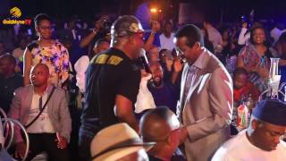 Sir Shina Peters lifted Dangote, Otedola, King Sunny Ade off the floor at #Ksaat70 concert