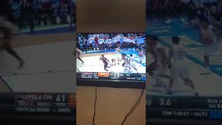 Loyola-Chicago hits game winning shot to upset Tennessee and go to the Sweet 16. March Madness 2018