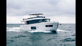 Découvrez le dernier né de la gamme BENETEAU ! Le Swift Trawler 54 !