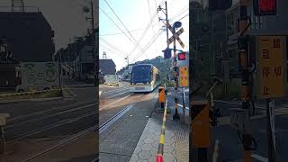 【鹿児島市電 7002号】新川4号踏切を通過します。＃#shorts #鹿児島市電  #tram