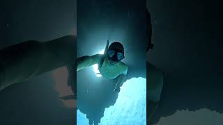 Exploring the depth of the jug hole cave dive || Glamour and Grace ||