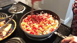 POLLO GUISADO GUATEMALTECO